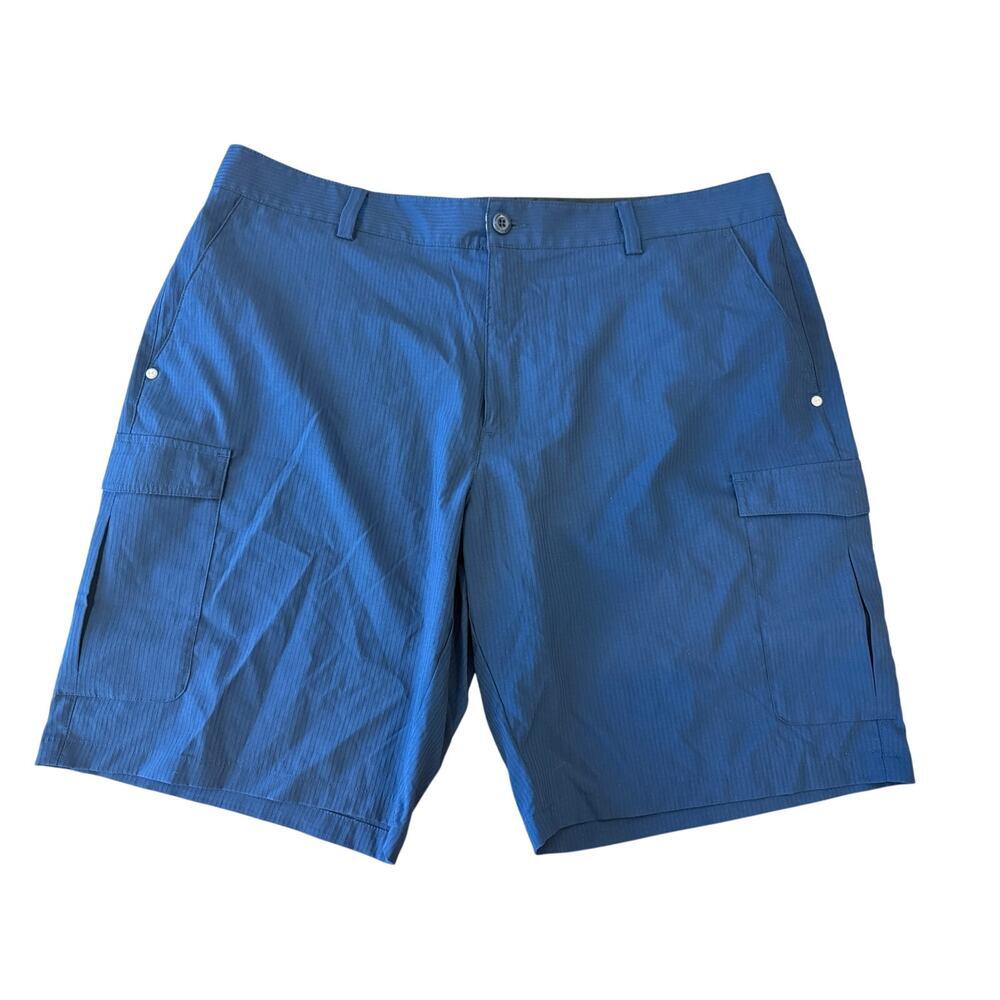UNDER ARMOUR Blue Cargo Style Athletic Shorts Men size 40